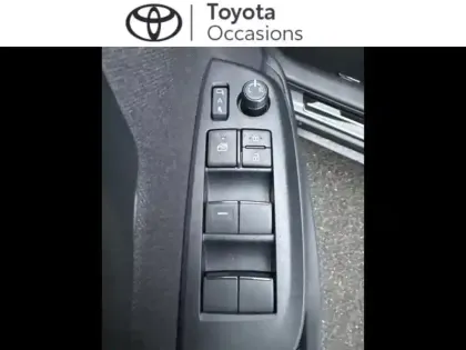 Photo 12 Toyota Yaris Gén. I Ph1 NG Design 5