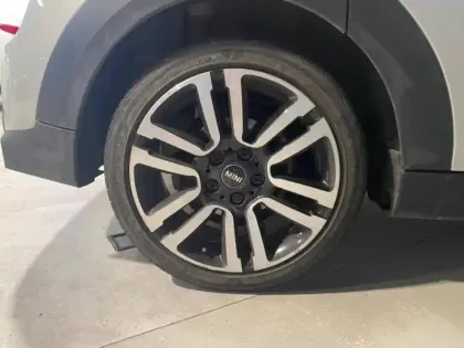 Photo 9 Mini Mini  5 Portes Cooper 136ch Edition Premium BVA7