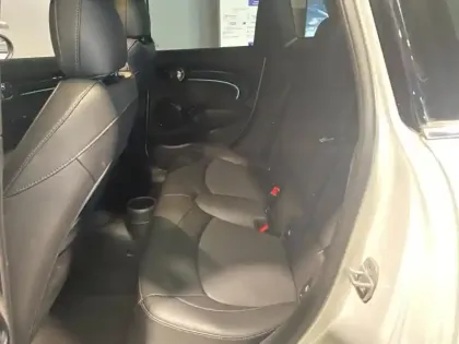 Photo 12 Mini Mini  5 Portes Cooper 136ch Edition Premium BVA7