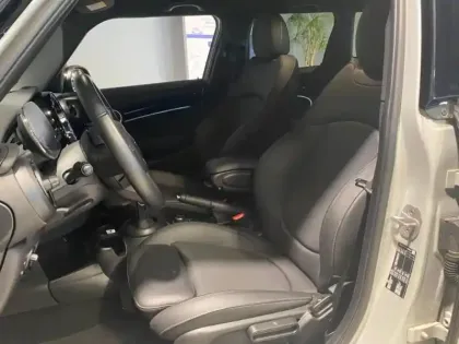 Photo 11 Mini Mini  5 Portes Cooper 136ch Edition Premium BVA7