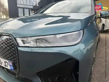 Photo 12 BMW Ix  xDrive50 523ch Edition Sport