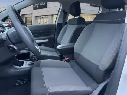 Photo 8 Citroën C3  1.2 PureTech 110ch S&S Shine 120-123g