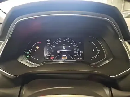 Photo 13 Renault Captur  1.3 TCe 140ch FAP Intens EDC -21