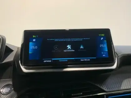 Photo 13 Peugeot 208  e- 136ch GT Pack