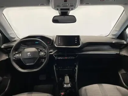 Photo 6 Peugeot 208  e- 136ch Allure