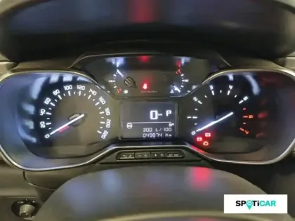 Photo 12 Citroën C3  1.2 PureTech 110ch S&S Shine Pack  EAT6