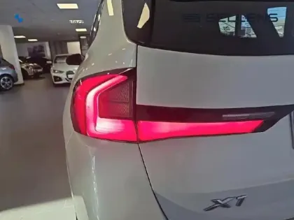 Photo 9 BMW X1  sDrive18d 150ch M Sport