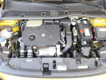 Photo 11 Peugeot 208  1.5 BlueHDi 100ch S&S GT