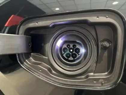 Photo 7 BMW Serie 5 Série 5 530e 299ch M Sport xDrive