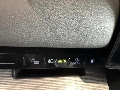 Photo 10 BMW Serie 5 Série 5 530e 299ch M Sport xDrive