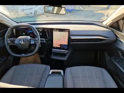 Photo 8 Renault Megane  E-Tech Electric EV60 130ch Evolution ER super charge -B