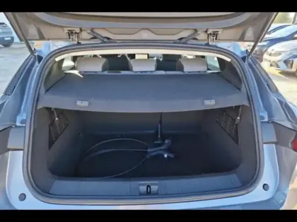 Photo 11 Renault Megane  E-Tech Electric EV60 130ch Evolution ER super charge -B