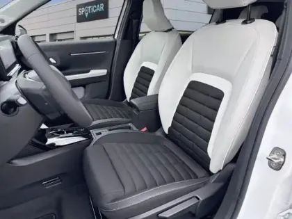 Photo 8 Citroën C3 Aircross  1.2 Hybride 145ch MAX