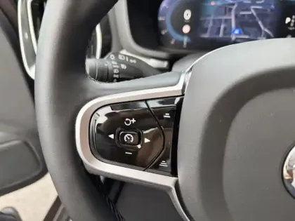 Photo 13 Volvo V60  B4 197ch Plus Style Dark DCT 7