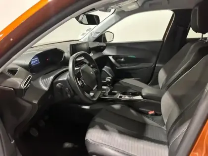 Photo 9 Peugeot 2008  1.2 PureTech 100ch S&S Allure