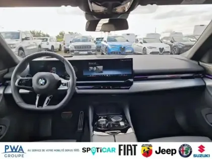 Photo 7 BMW Serie 5 Série 5 Touring 540dA 303ch M Sport xDrive