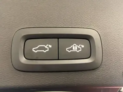 Photo 11 Volvo Xc40  B3 163ch Plus DCT 7