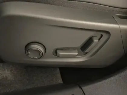 Photo 13 Volvo Xc40  B3 163ch Plus DCT 7