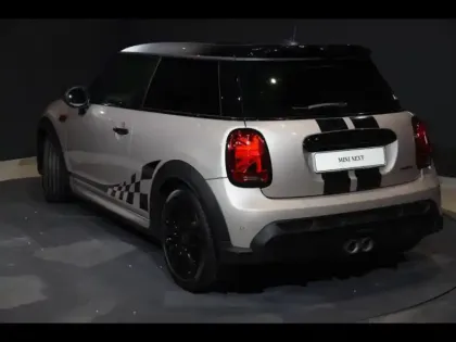 Photo 8 Mini Mini  JCW 231ch Edition Premium Plus BVA8