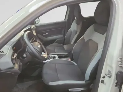 Photo 9 Dacia Duster  1.6 hybrid 140ch Extreme