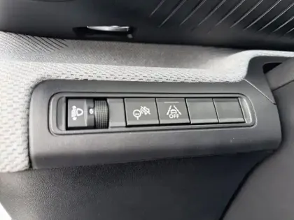 Photo 14 Citroën C3 Aircross  1.2 Hybride 145ch MAX