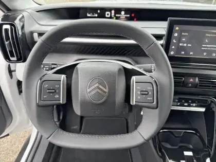 Photo 11 Citroën C3 Aircross  1.2 Hybride 145ch MAX