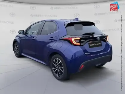 Photo 7 Toyota Yaris  116h Design 5p MY22 Camera