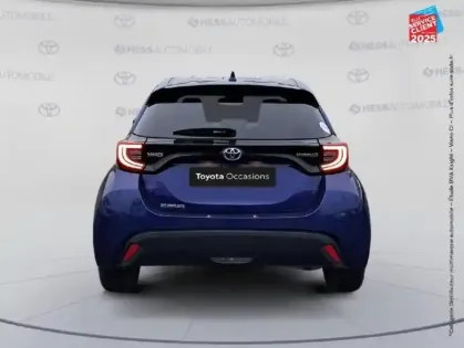 Photo 6 Toyota Yaris  116h Design 5p MY22 Camera