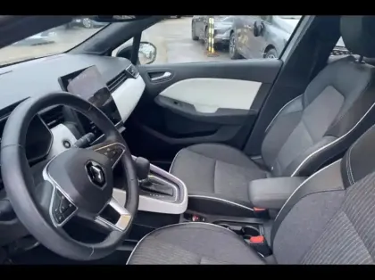 Photo 9 Renault Clio  1.6 E-Tech 145ch full hybrid Techno