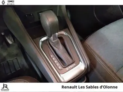 Photo 5 Renault Captur  1.6 E-Tech hybride 145ch Evolution
