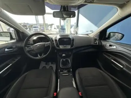 Photo 11 Ford Kuga  1.5 Flexifuel-E85 150ch Stop&Start Titanium 4x2 Euro6.2