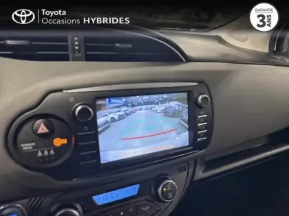 Photo 14 Toyota Yaris  100h France Business 5p RC18