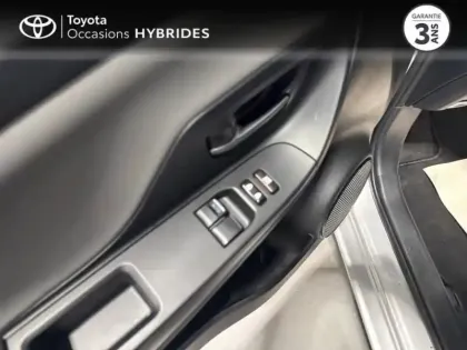 Photo 5 Toyota Yaris  100h France Business 5p RC18