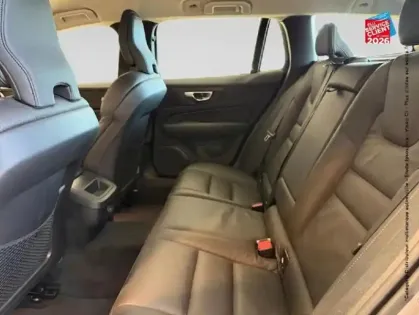 Photo 25 Volvo V60  B4 197ch Plus Style Dark DCT 7 Camera GPS