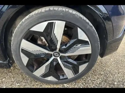 Photo 12 Renault Megane  E-Tech Electric EV60 220ch Techno optimum charge