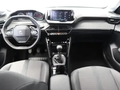Photo 7 Peugeot 208  1.2 PureTech 100ch S&S Allure 118g