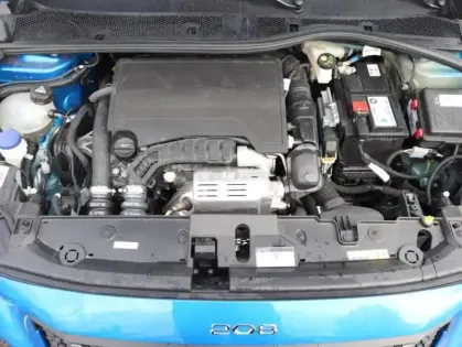 Photo 11 Peugeot 208  1.2 PureTech 100ch S&S Allure 118g