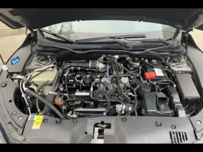 Photo 14 Honda Civic  1.0 i-VTEC 126ch Executive 5p