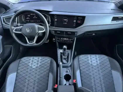 Photo 10 Volkswagen Taigo  1.5 TSI 150ch R-Line Edition DSG7