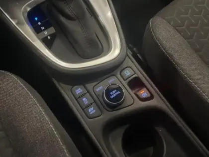 Photo 10 Toyota Yaris  Cross 116h Design AWD-i MY22