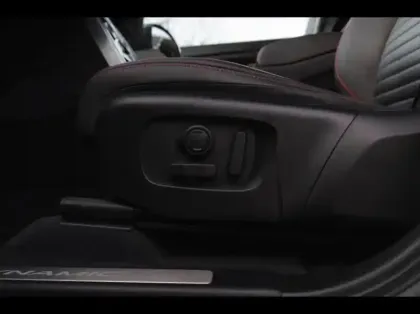 Photo 13 Rover Discovery Sport  P300e R-Dynamic HSE AWD BVA