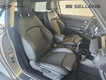 Photo 8 Mini Mini  Cooper SE 184ch Edition Premium Plus BVA 5CV