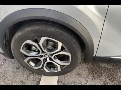 Photo 12 Renault Captur  1.6 E-Tech hybride 145ch Techno