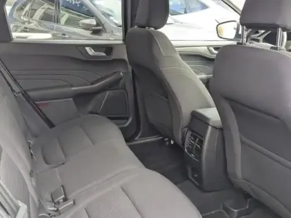 Photo 6 Ford Kuga  2.5 Duratec 190ch FHEV E85 Titanium BVA