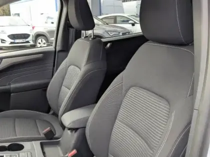 Photo 14 Ford Kuga  2.5 Duratec 190ch FHEV E85 Titanium BVA