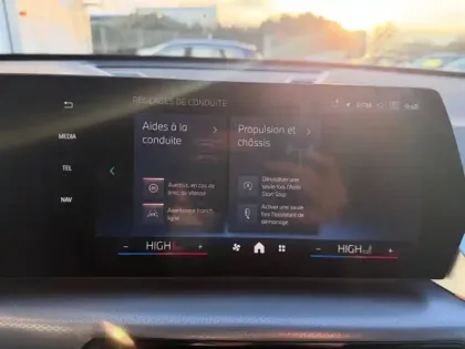 Photo 17 BMW X1  sDrive18d 150ch M Sport