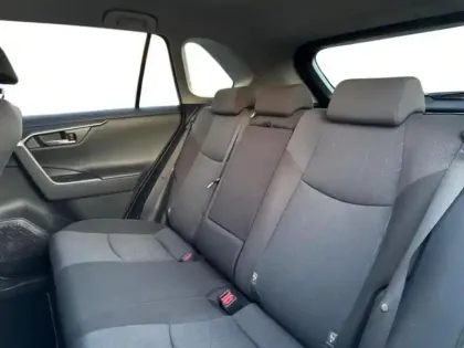 Photo 12 Toyota Rav4  2.5 Hybride 218ch Dynamic 2WD MY22