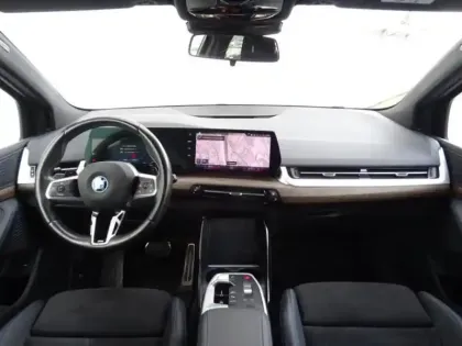 Photo 18 BMW Serie 2 Série 2 ActiveTourer 225e 245ch xDrive M Sport DKG7