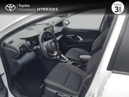 Photo 10 Toyota Yaris  116h Design 5p MY22