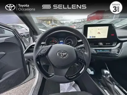 Photo 8 Toyota C-HR  122h GR-Sport 2WD E-CVT MY22